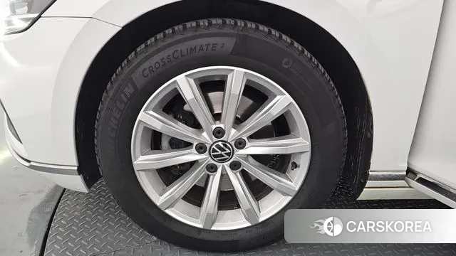 Volkswagen Passat GT (B8) id 3438706 из Кореи 15