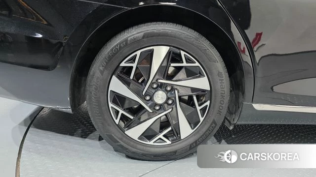 Hyundai The New Grandeur IG Hybrid id 4613812 из Кореи 31