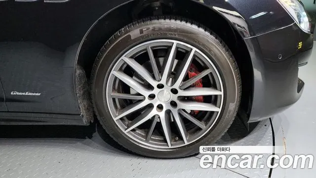 Maserati Ghibli id 2831087 из Кореи 15