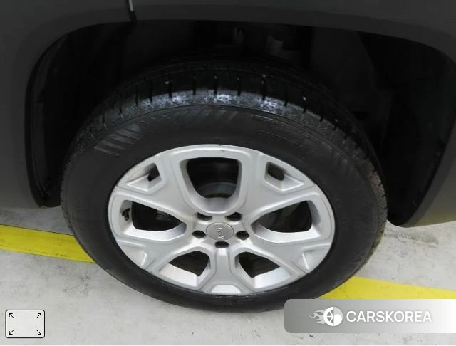 Jeep Renegade id 4562071 из Кореи 15