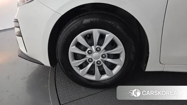 Kia Come New K3 id 3607617 из Кореи 15