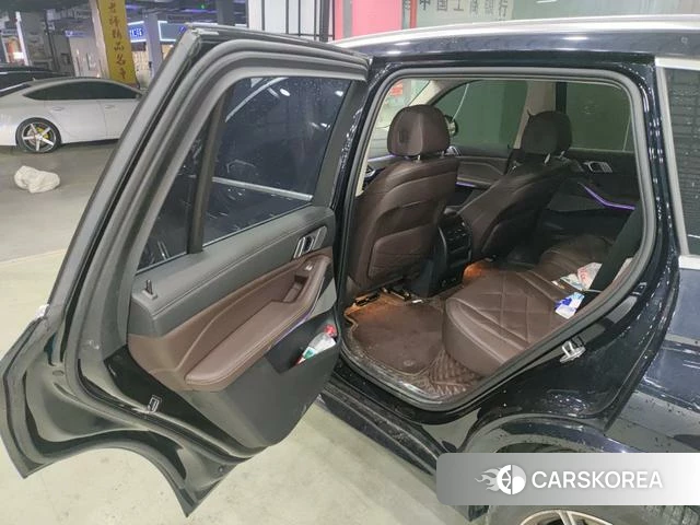 BMW X5 2022 Черный из Китая, фото 5