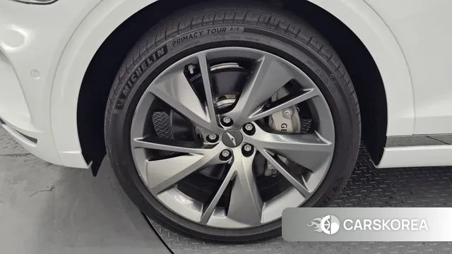 Genesis GV70 id 2900677 из Кореи 15