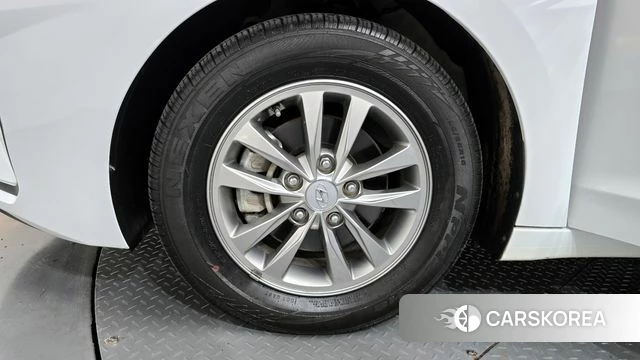 Hyundai The New Avante AD id 4225244 из Кореи 27