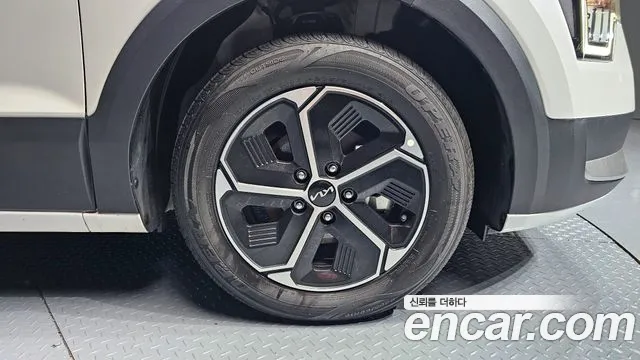 Kia Di Ol Nu Niro id 2741027 из Кореи 15