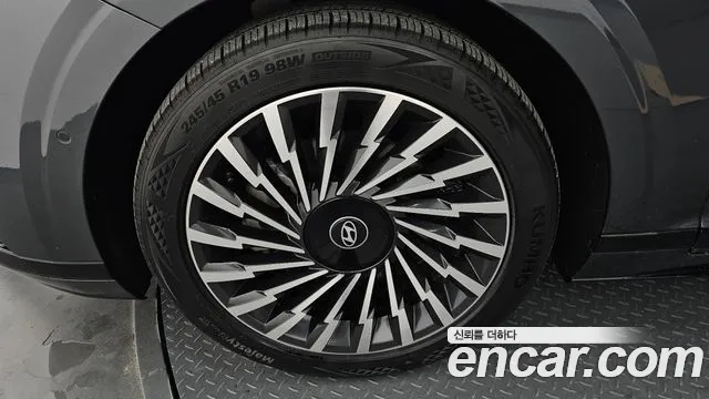 Hyundai Grandeur (GN7) id 2857907 из Кореи 15