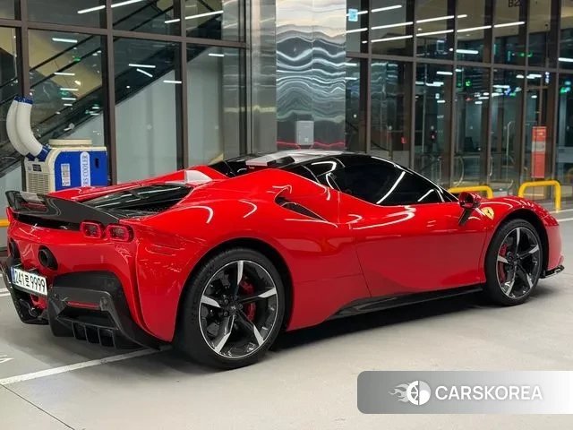 Ferrari SF90 Spider id 2959320 из Кореи 15