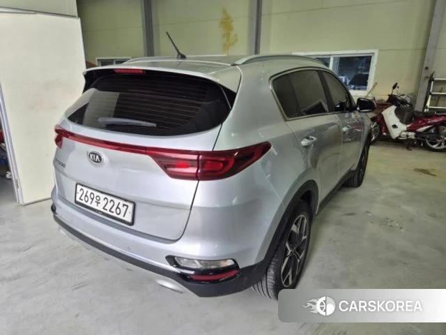 Kia Sportage The Bold 2021 Серебряный из Кореи, фото 5