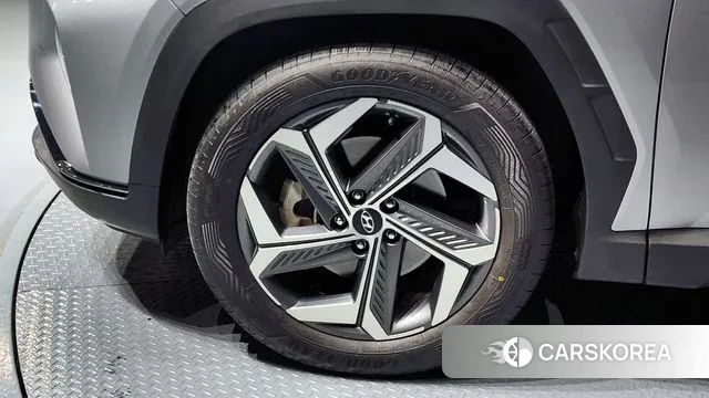 Hyundai Tucson (NX4) id 3483887 из Кореи 15