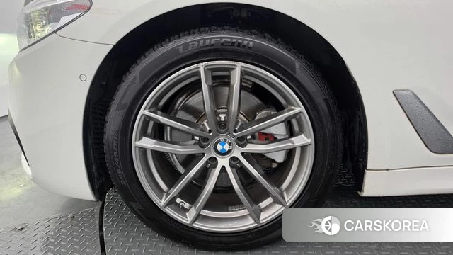BMW 5 Series (G30) id 4746309 из Кореи 34