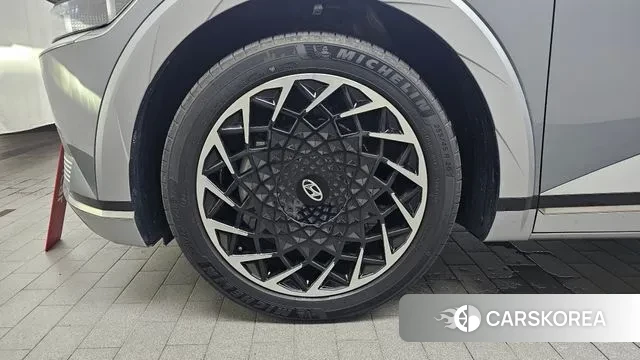 Hyundai Ionic 5 id 3043358 из Кореи 15