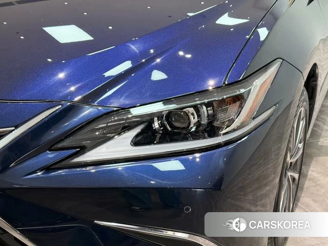 Lexus ES id 4314267 из Китая 31