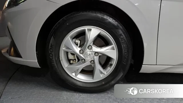 Hyundai Avante (CN7) id 3726710 из Кореи 15