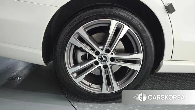 Mercedes-Benz E-Class W213 id 4402502 из Кореи 27