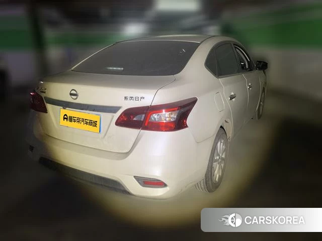 Nissan Xuan Yi 2025 Белый из Китая, фото 5