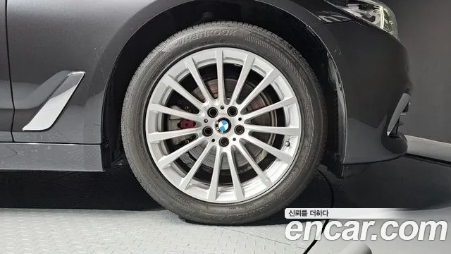 BMW 5 Series (G30) id 2945839 из Кореи 15