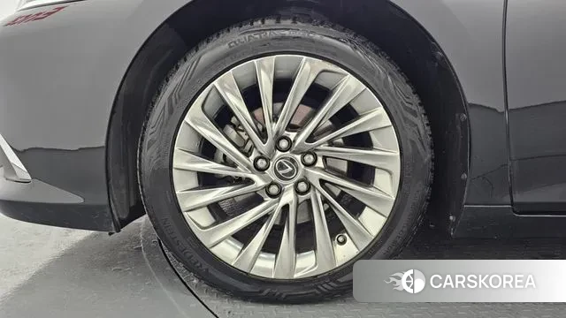 Lexus ES300h 7th generation id 3702269 из Кореи 15