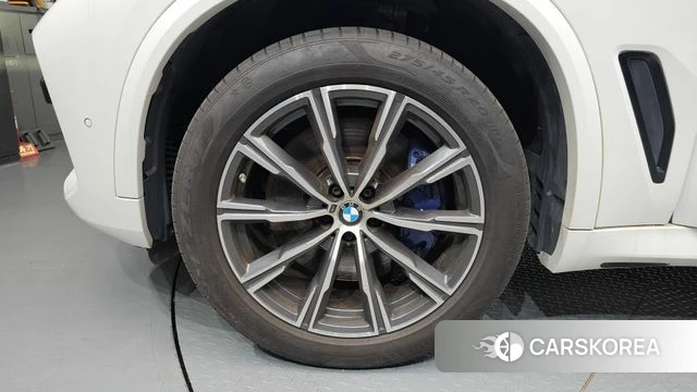 BMW X5 (G05) id 4764946 из Кореи 28