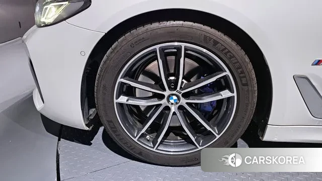 BMW 5 Series (G30) id 3361068 из Кореи 15