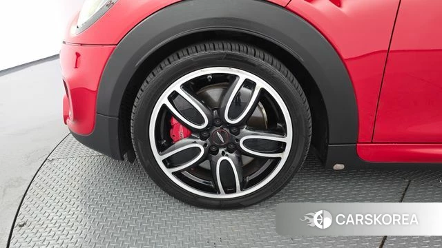 Mini Cooper S id 4595828 из Кореи 27