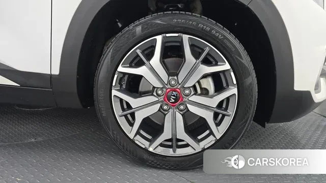 Kia Seltos id 3433501 из Кореи 15