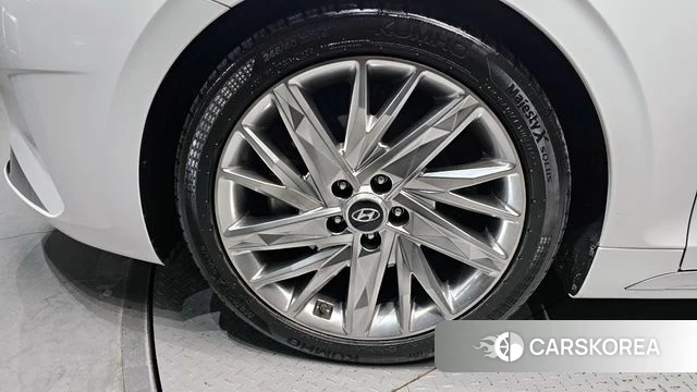 Hyundai The New Grandeur IG id 3834015 из Кореи 15