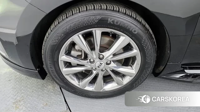 Kia The New Carnival id 3765765 из Кореи 15