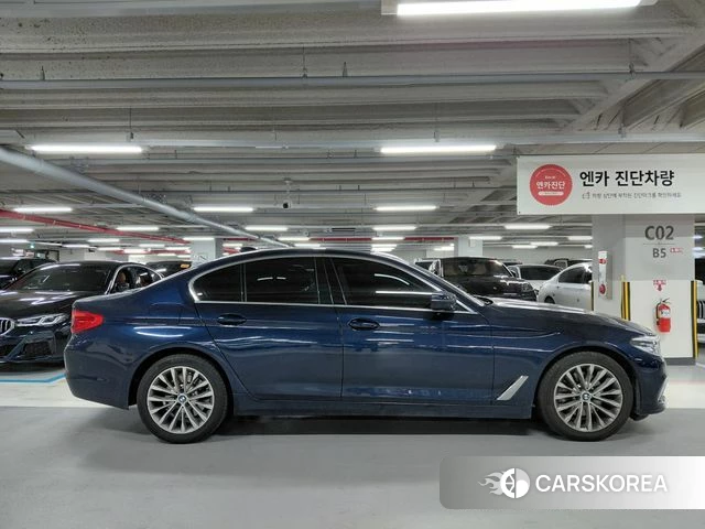 BMW 5 Series (G30) id 3924452 из Кореи 15