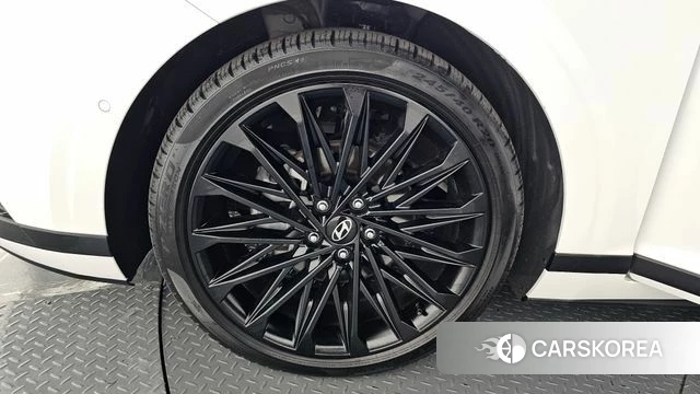 Hyundai Grandeur Hybrid (GN7) id 4432730 из Кореи 34