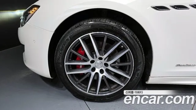 Maserati Ghibli id 2950873 из Кореи 15