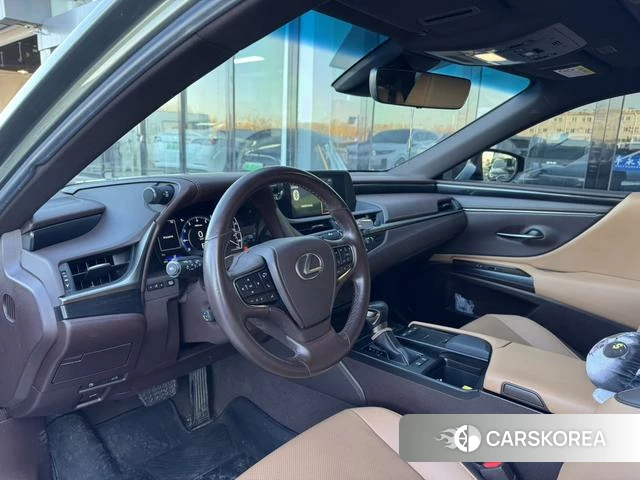 Lexus ES id 4272332 из Китая 11