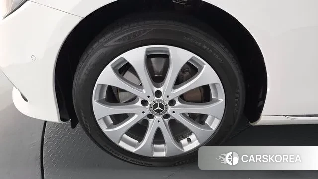 Mercedes-Benz E-Class W213 id 3396690 из Кореи 15