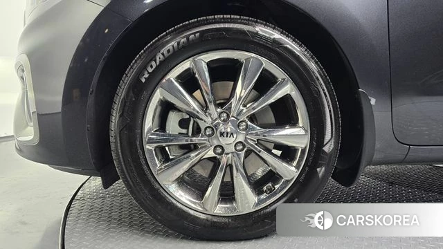 Kia The New Carnival id 3801037 из Кореи 15