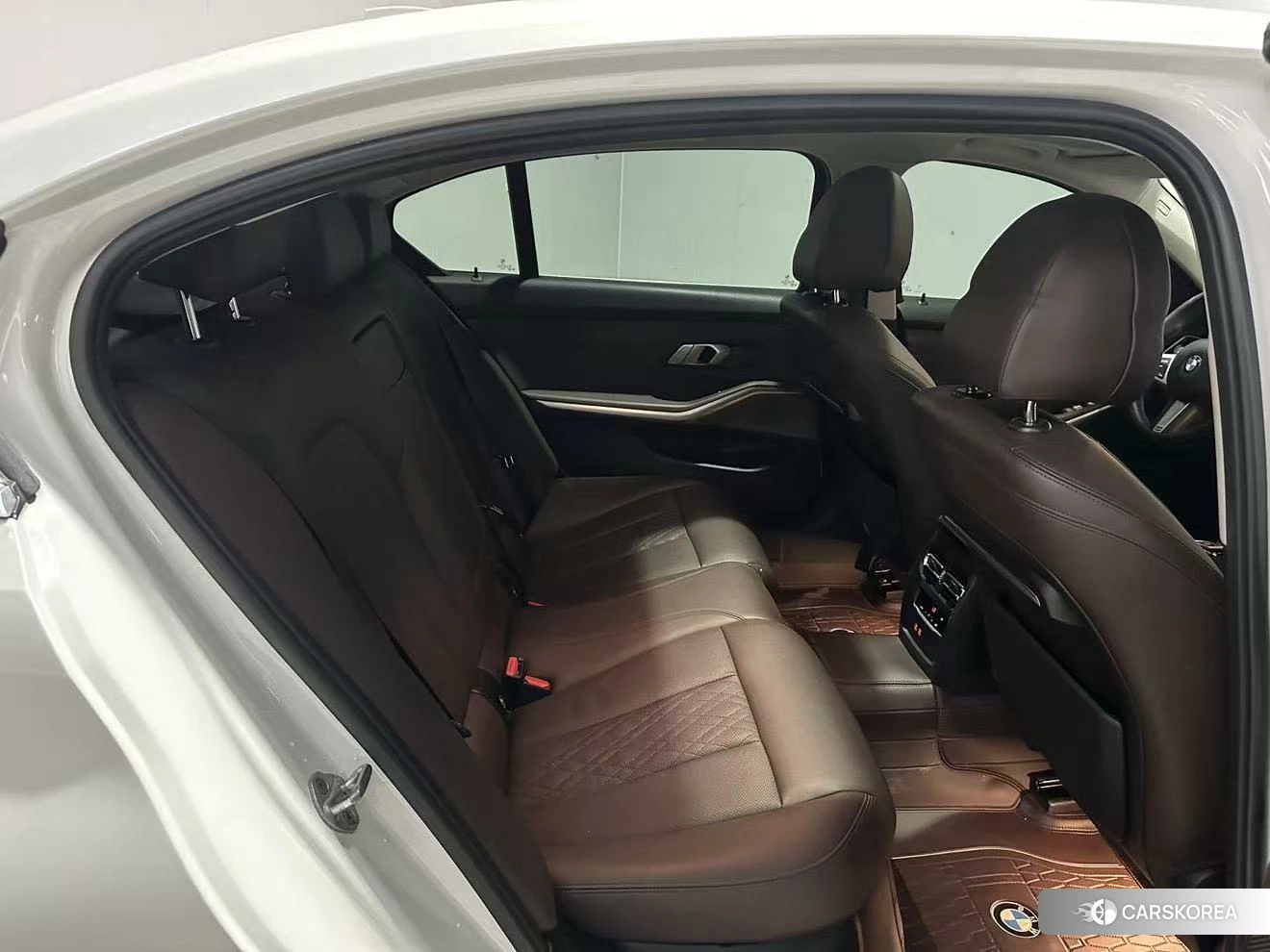 BMW 3 series id 4467886 из Китая 16
