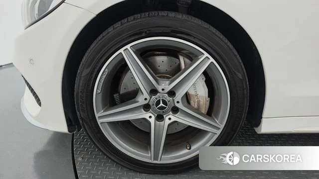 Mercedes-Benz C-Class W205 id 4781199 из Кореи 32