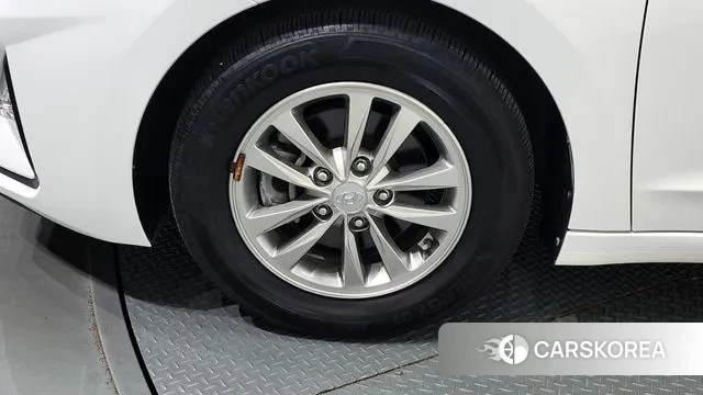 Hyundai The New Avante AD id 3045138 из Кореи 15