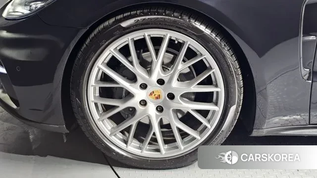 Porsche Panamera (971) id 3449867 из Кореи 15