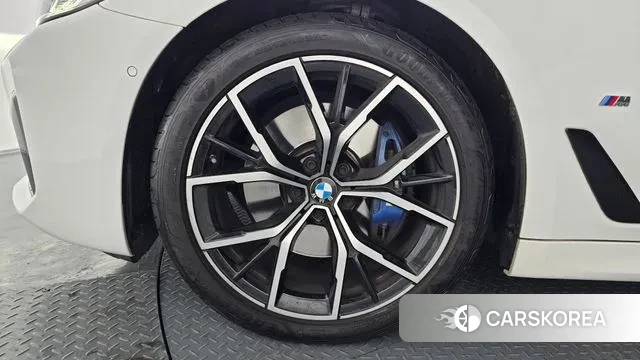 BMW 5 Series (G30) id 3680117 из Кореи 15