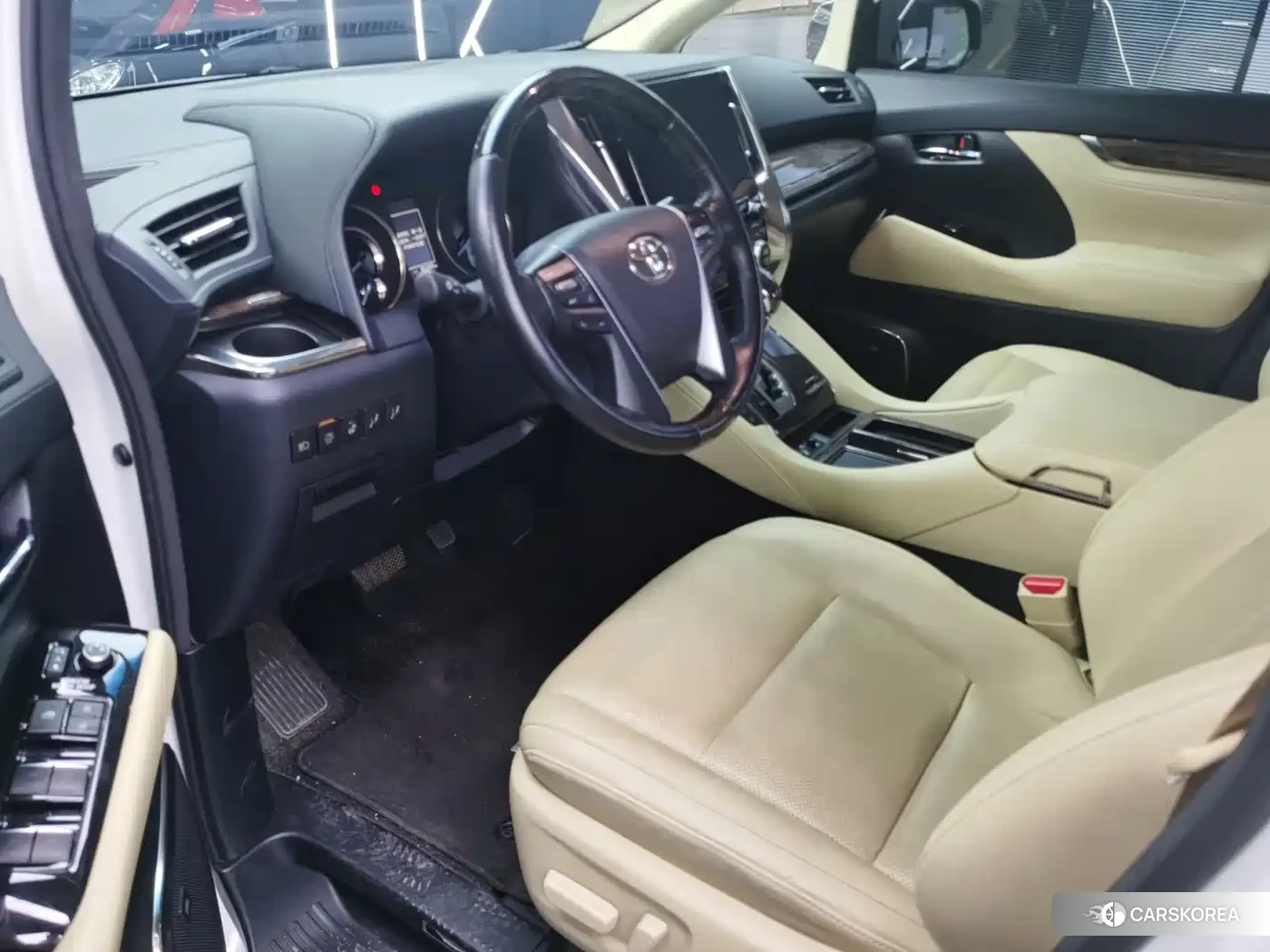 Toyota Alphard id 4547257 из Китая 9