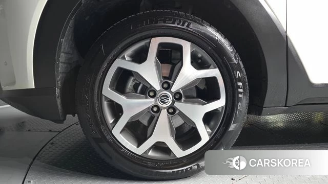 Ssangyong Torres id 4603317 из Кореи 15