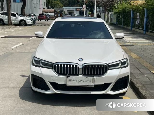 BMW 5 series 2021 Белый из Китая, фото 5