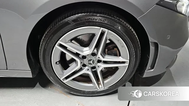 Mercedes-Benz A-Class W177 id 3765739 из Кореи 15