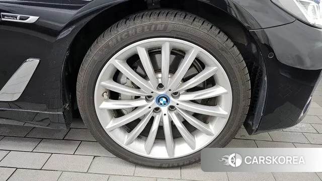 BMW 5 Series (G30) id 3115188 из Кореи 15