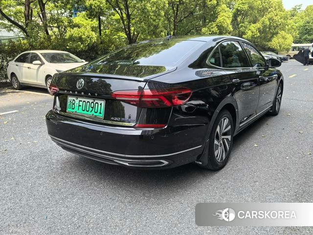 Volkswagen Passat PHEV id 4212720 из Китая 9