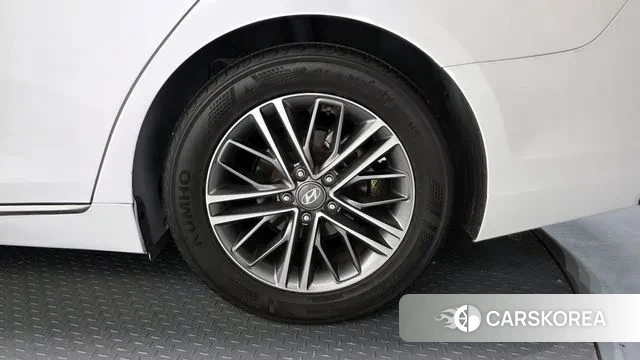 Hyundai Grandeur IG id 3598700 из Кореи 15