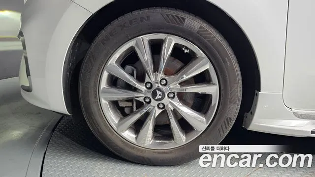 Kia The New Carnival id 2763190 из Кореи 15