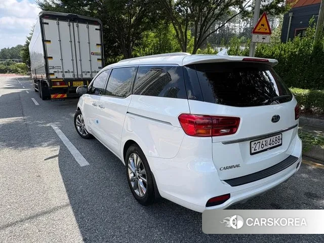 Kia The New Carnival id 3055543 из Кореи 9