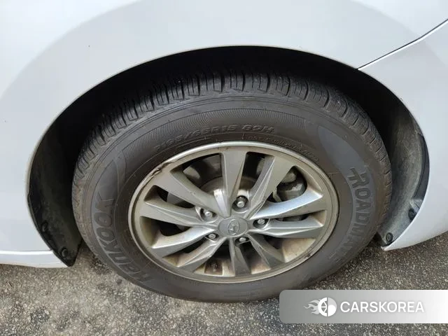 Hyundai The New Avante AD id 3709028 из Кореи 10