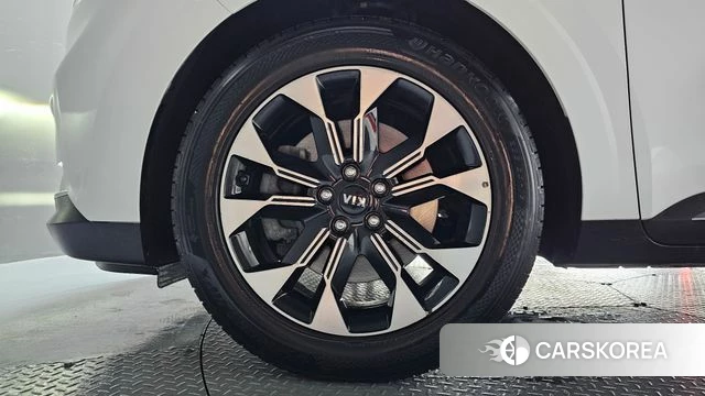 Kia Carnival 4th generation id 4410032 из Кореи 29