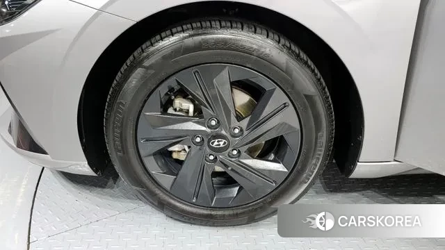 Hyundai Avante Hybrid (CN7) id 3401015 из Кореи 15